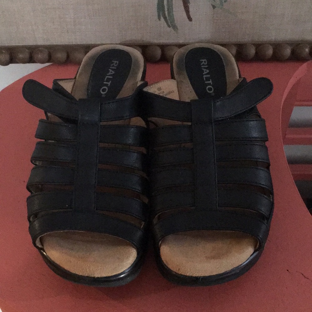 Rialto Size 6 Sandal
